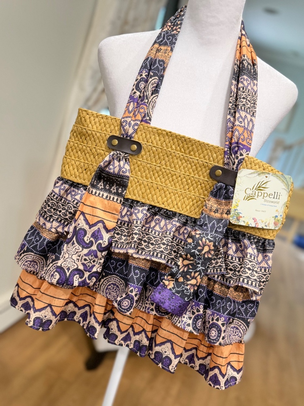 NWT Cappelli Straworld Bag Tote Purse Hand Crafted Boho Chic Ruffled Zip Close - Picture 10 of 16